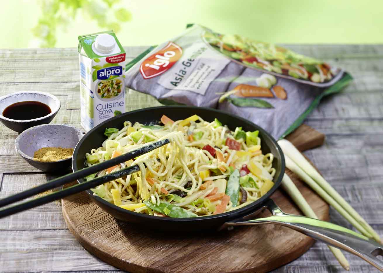 iglo_alpro_asiatische_kokos_curry_pfanne