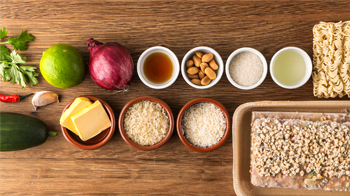 Rotes Curry Schlemmer-Filet mit Kokos-Reis, Gurkensalat & crunchy Topping Step 1