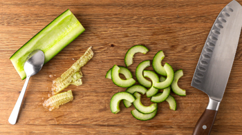 Rotes Curry Schlemmer-Filet mit Kokos-Reis, Gurkensalat & crunchy Topping Step 8