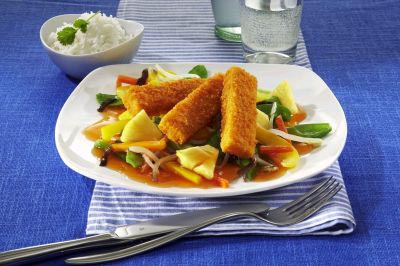 Fischstäbchen mit Asia Wok Gemüse