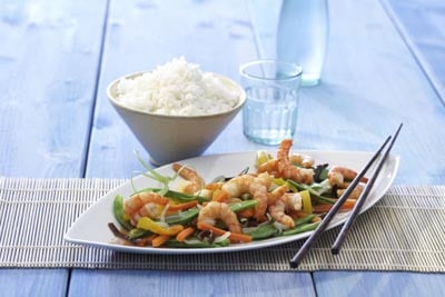 Garnelen auf Wok Gemüse