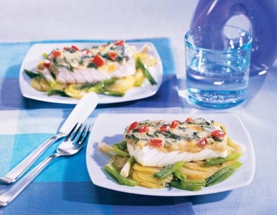 Schlemmerfilet auf Kartoffel Lauch Bett