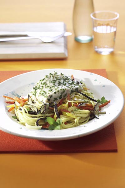 Seelachsfilet auf Spaghetti