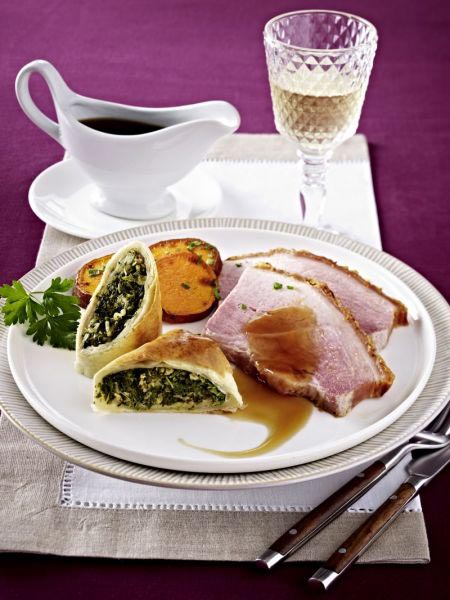 Saftbraten mit Grünkohlstrudel