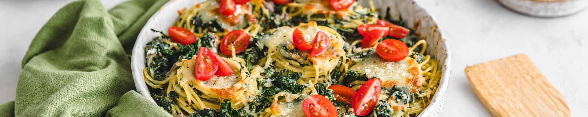 Spaghettinester mit Spinat