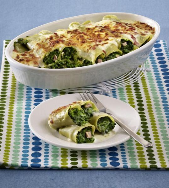 schinken rahm spinat roellchen mit kaesesosse ueberbacken