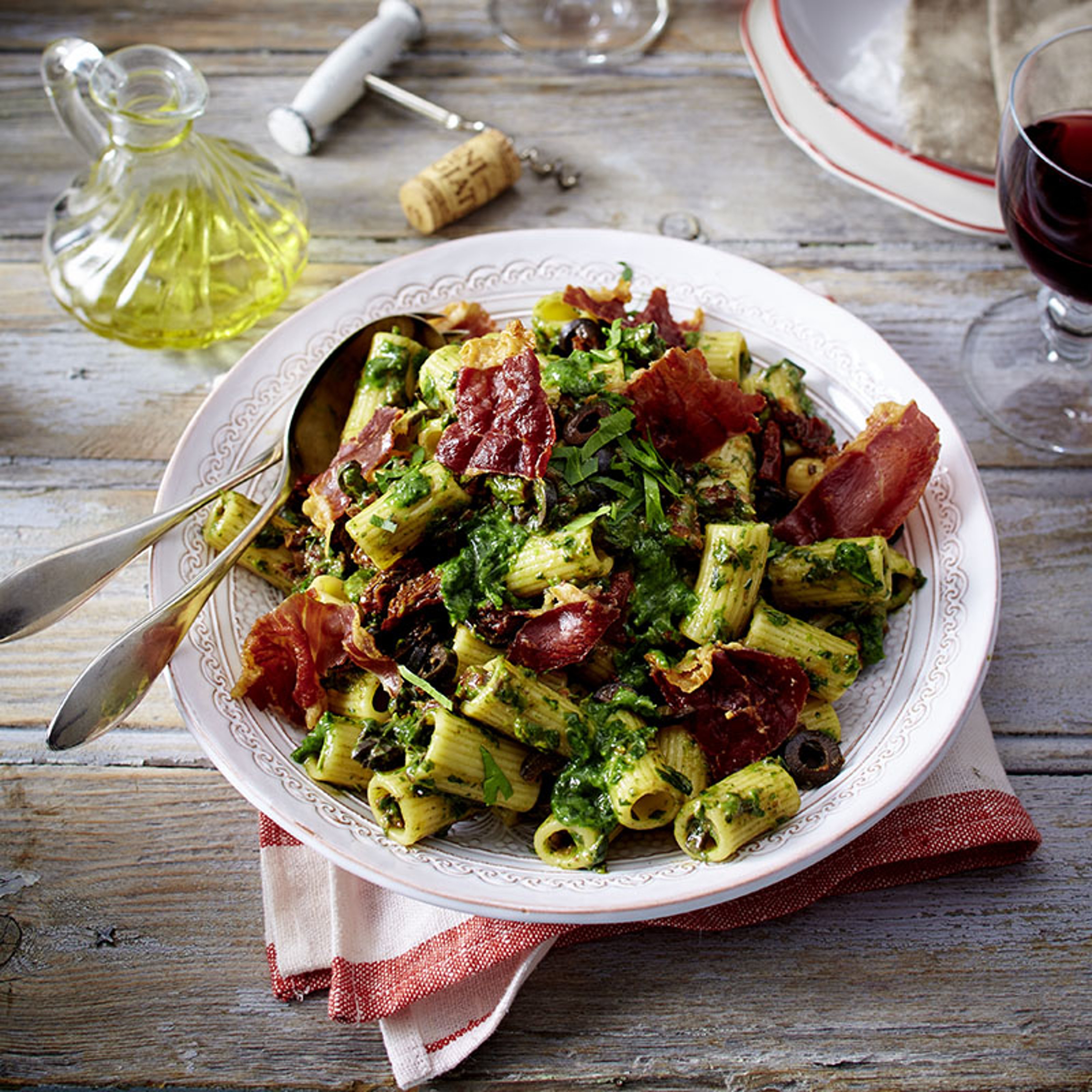 Nudelsalat mit Rahm Spinat 800x800.jpg