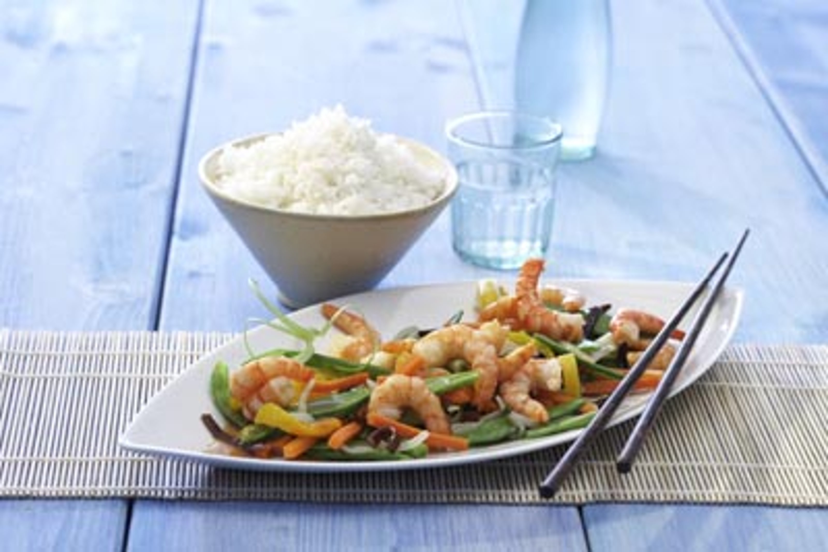 Garnelen_auf_Wok_Gemuese.jpg