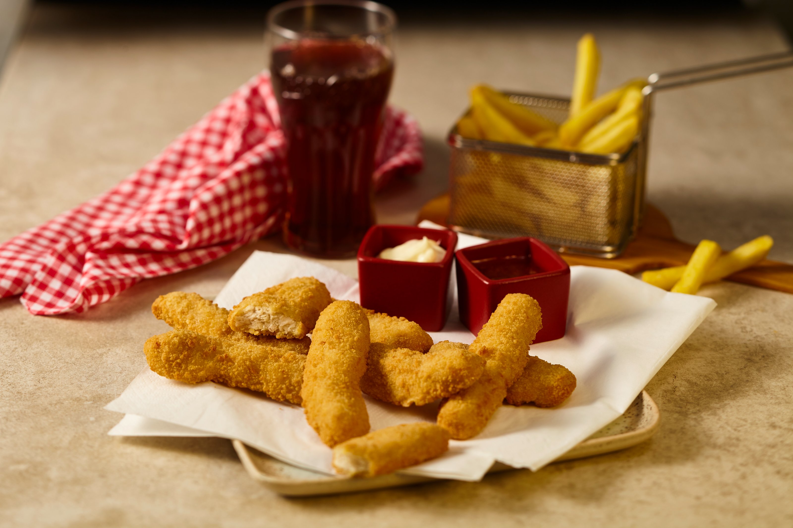 iglo-producktverpackung-chicken-nuggets-backteig-neu.gif